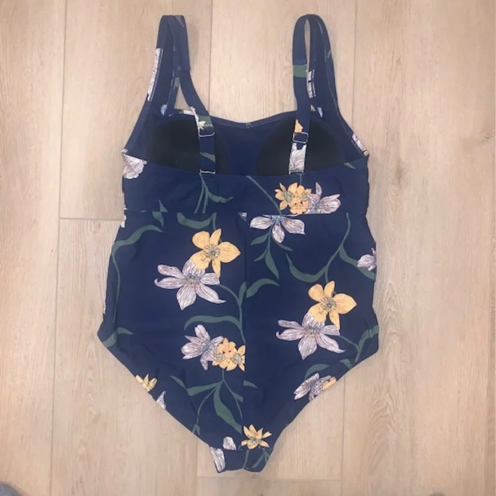 Shade & Shore Navy Floral One-Piece tummy control Swimsuit – Size 16 (Plus Size)